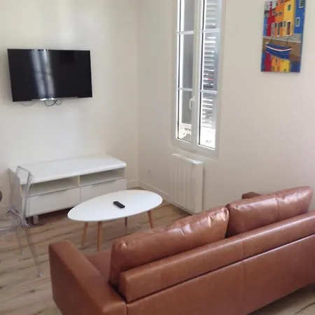 Appartement 40M2 Hyper Centre Avec Fibre Gratuite Rochefort  Exterior photo