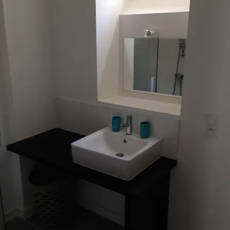 Appartement 40M2 Hyper Centre Avec Fibre Gratuite Rochefort  Exterior photo
